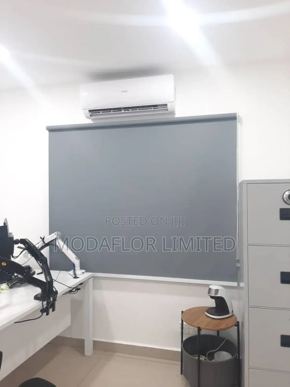Elegant Blackout Roller Blinds – Best for Bedrooms, Boardrooms