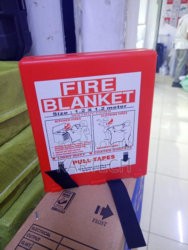 Fire Blanket 1.2m X 1.2m – Emergency Fire Safety Cover - main view