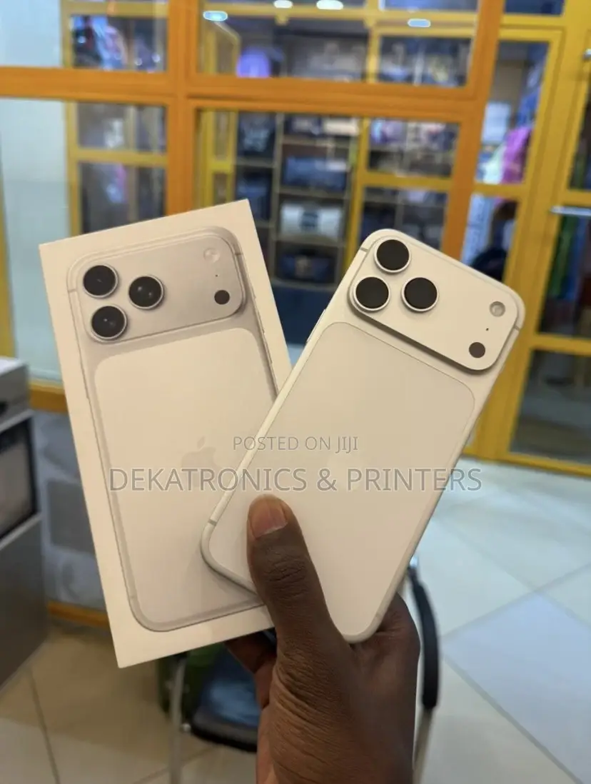 New Apple iPhone 17 Pro Max 256 GB Silver