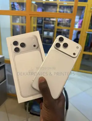 New Apple iPhone 17 Pro Max 256 GB Silver