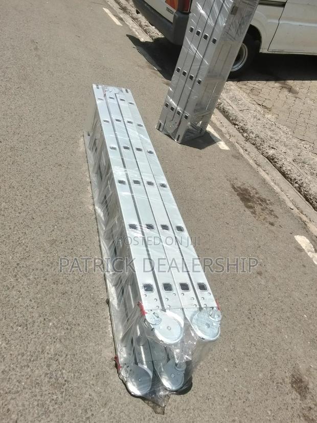 Aluminum Ladder - thumbnail 2
