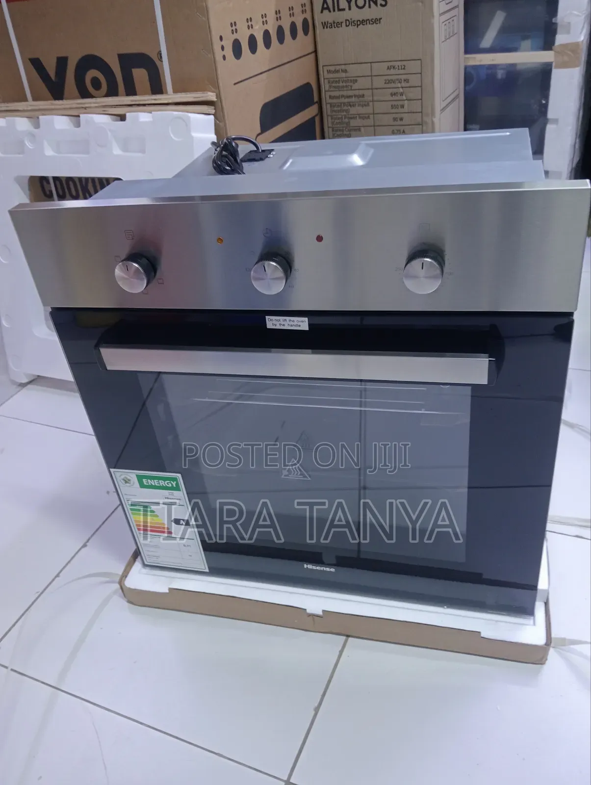 Hisense 60cm Built in Oven 75 Litres Hbo60202