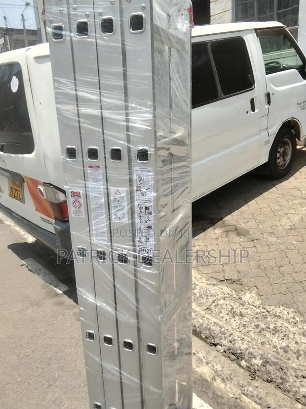 Heavy Duty Aluminum Ladder