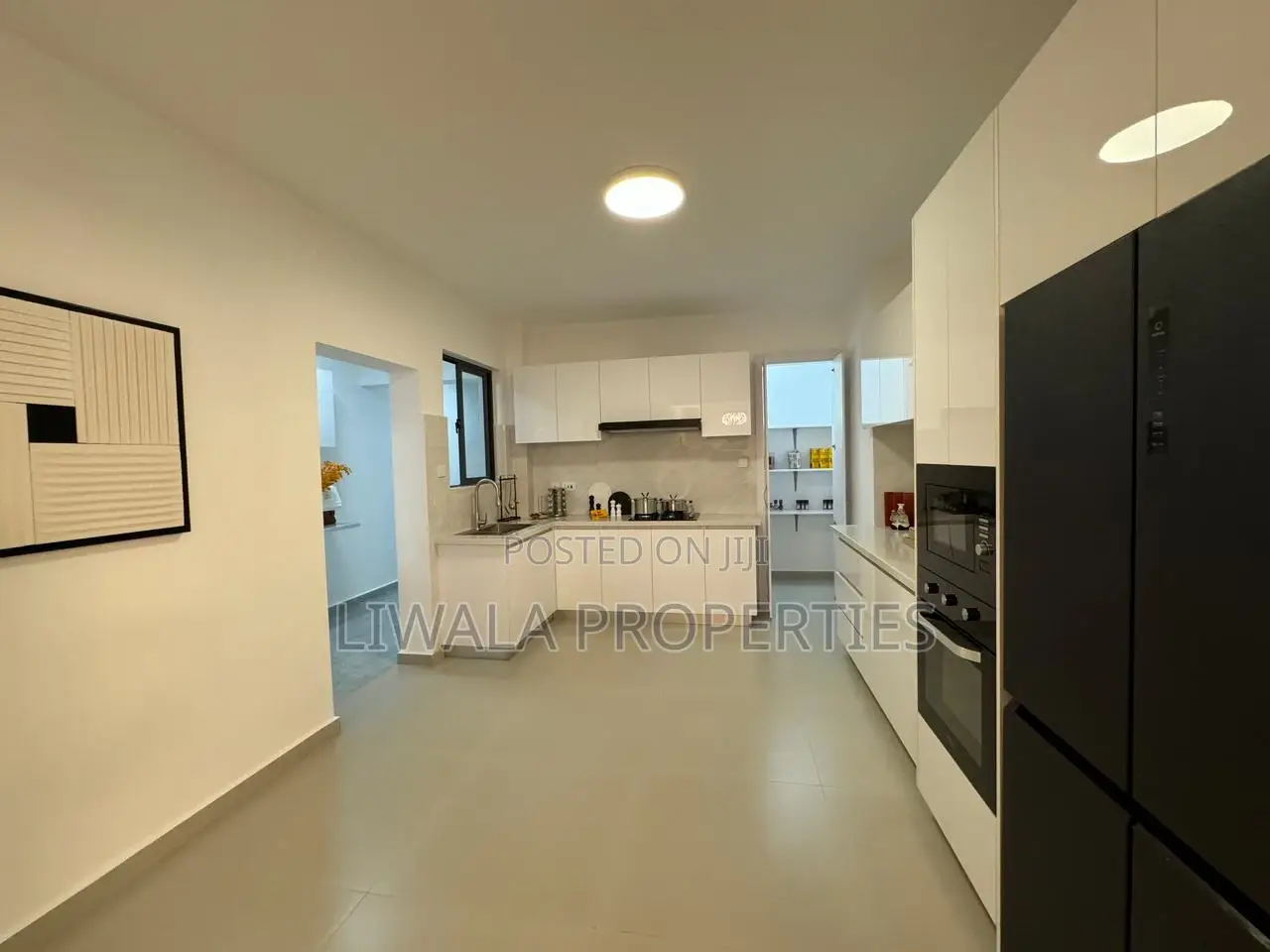3bdrm Apartment in Valley Arcade for sale