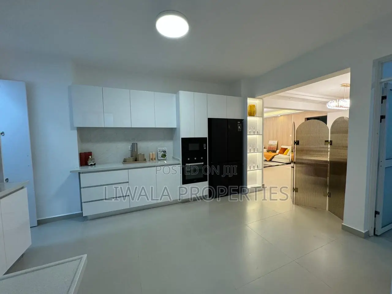 3bdrm Apartment in Valley Arcade for sale