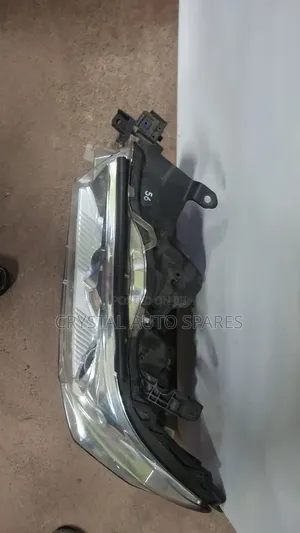 Landcruiser V8 200 Series Headlight