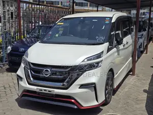 Nissan Serena 2018 White