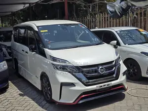 Nissan Serena 2018 White