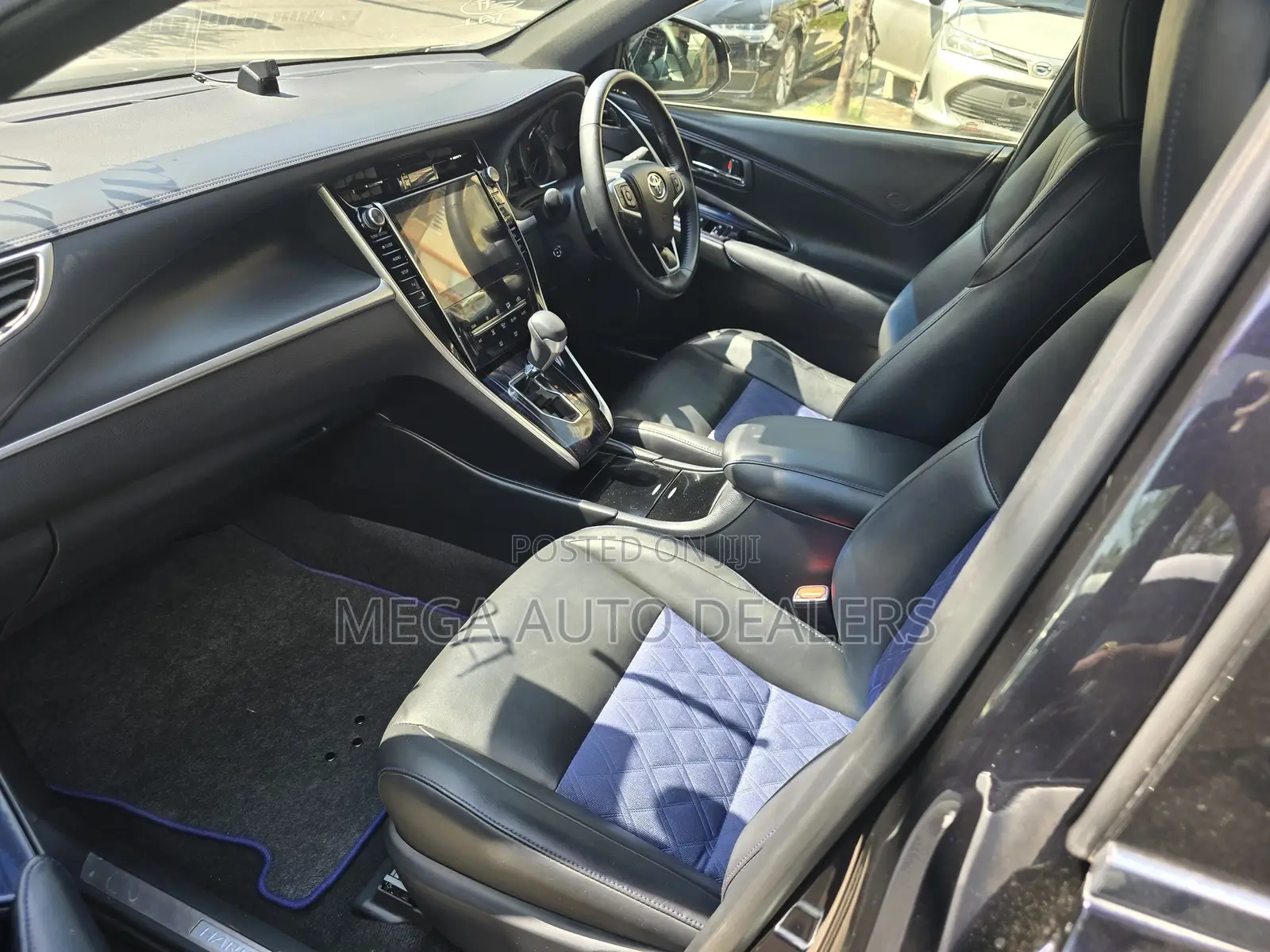Toyota Harrier 2018 Black