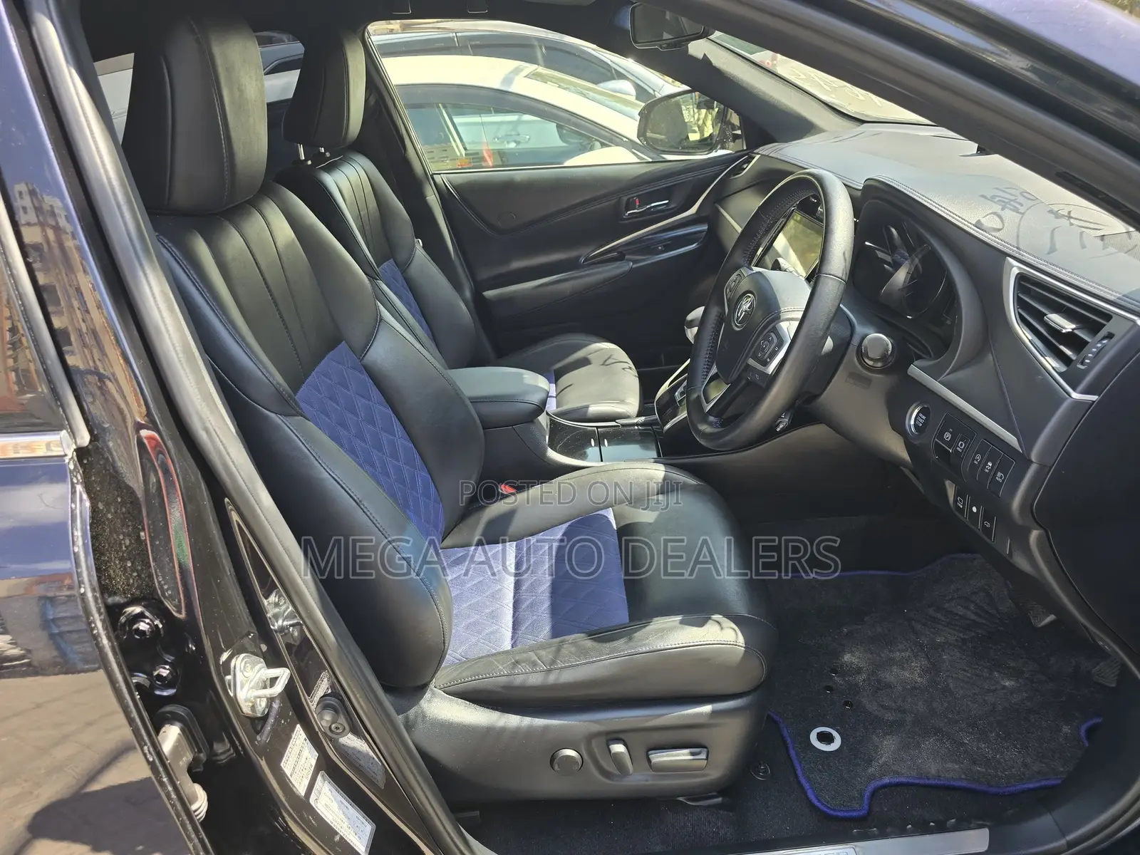 Toyota Harrier 2018 Black