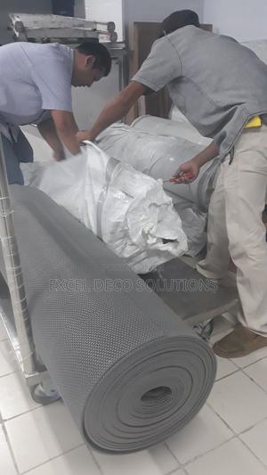 Heavy Duty S Mat – Non-slip Flooring For Busy Areas - thumbnail 2