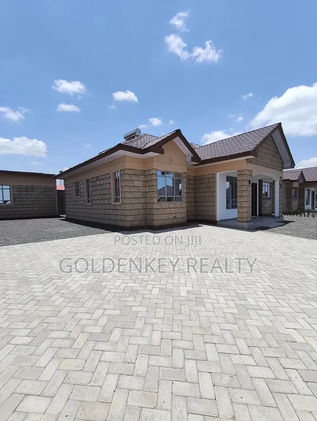 4bdrm Bungalow in Kitengela for sale
