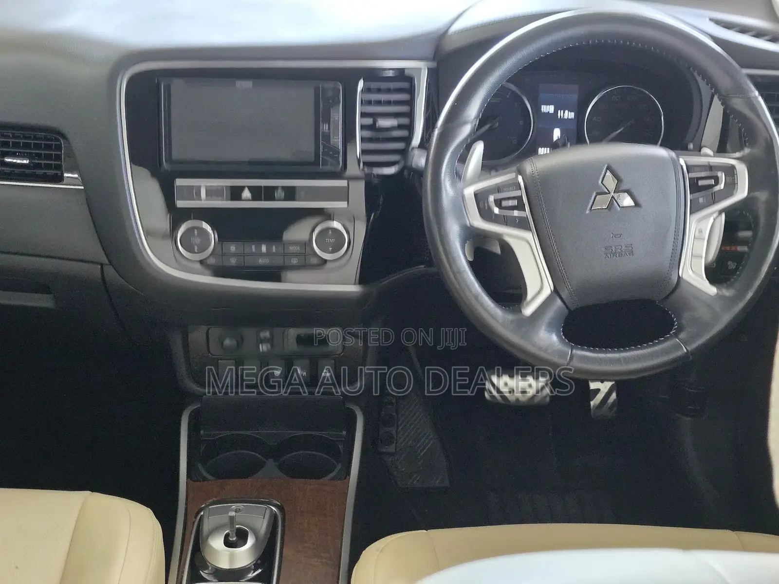 Mitsubishi Outlander 2018 White