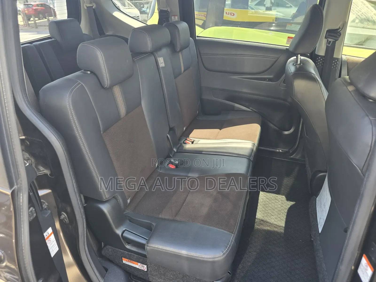Toyota Sienta 2018 Brown