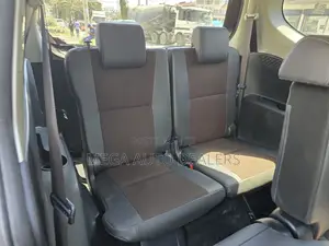 Toyota Sienta 2018 Brown