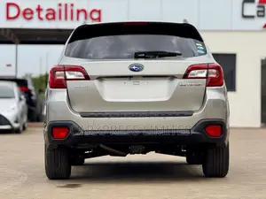 Subaru Outback 2.5i AWD 2018 Gray
