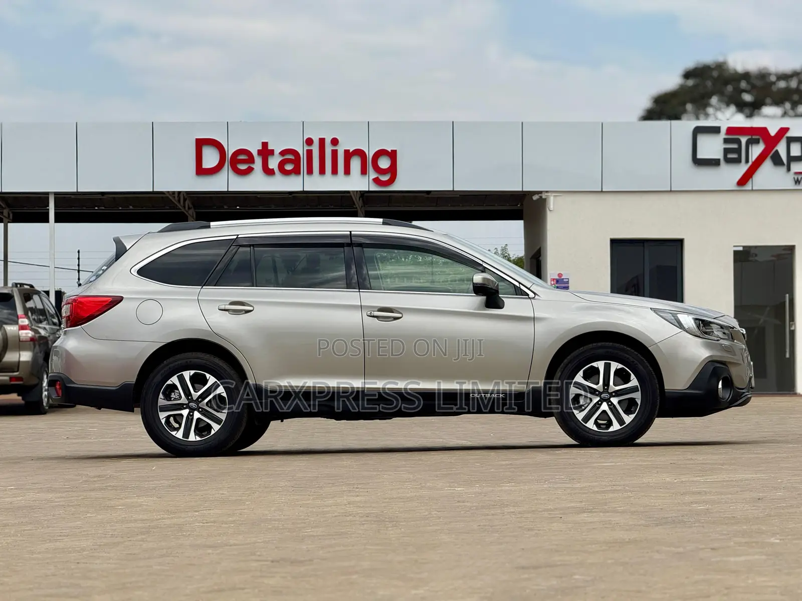 Subaru Outback 2.5i AWD 2018 Gray