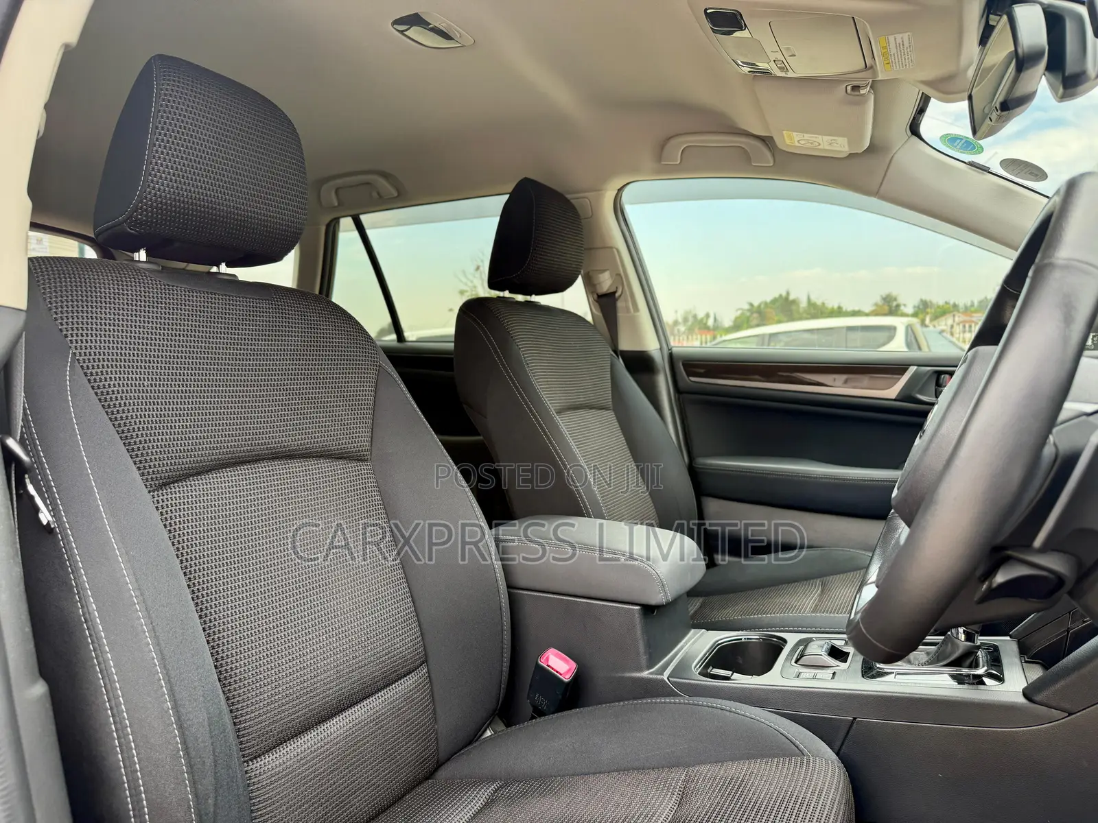 Subaru Outback 2.5i AWD 2018 Gray