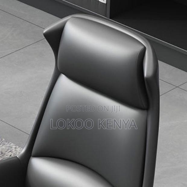 Office Chair : Black Tall Back Desk Chair - thumbnail 4