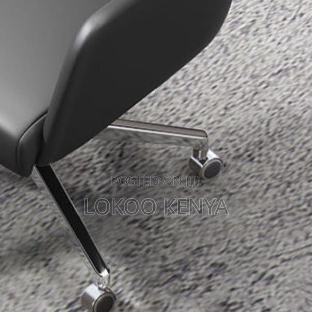 Office Chair : Black Tall Back Desk Chair - thumbnail 5