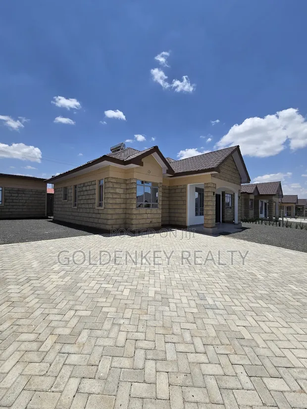 4bdrm Bungalow in Kitengela for sale