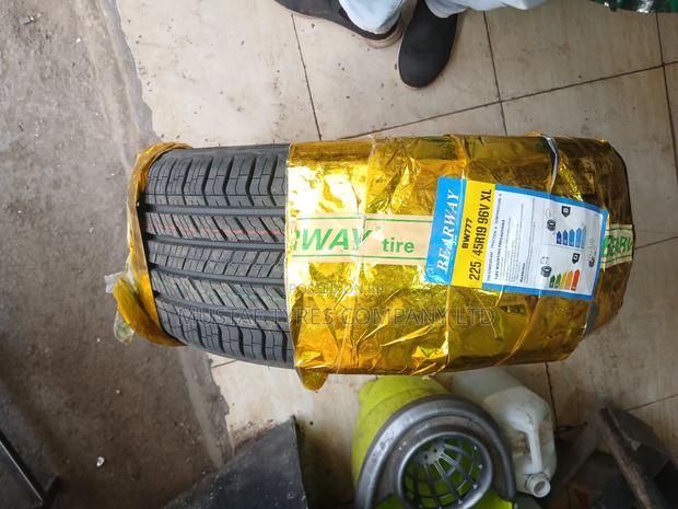 Bearway 225/45r19