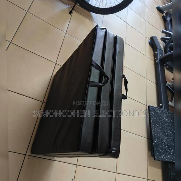 Tri Fold Yoga Mats - thumbnail 3