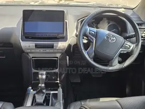 Toyota Land Cruiser Prado 2019 Gray
