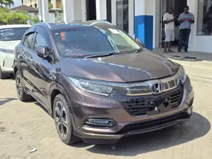 Honda Vezel 2018 Brown