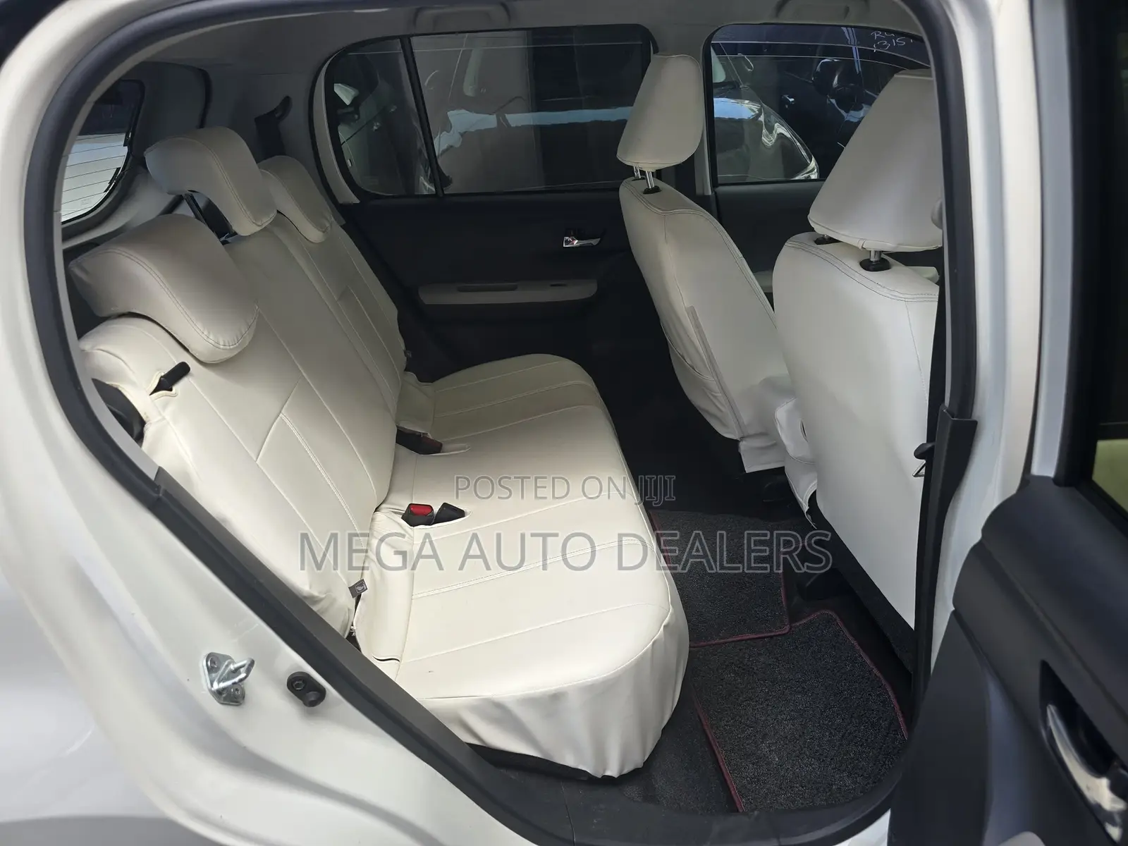 Toyota Passo 2018 White
