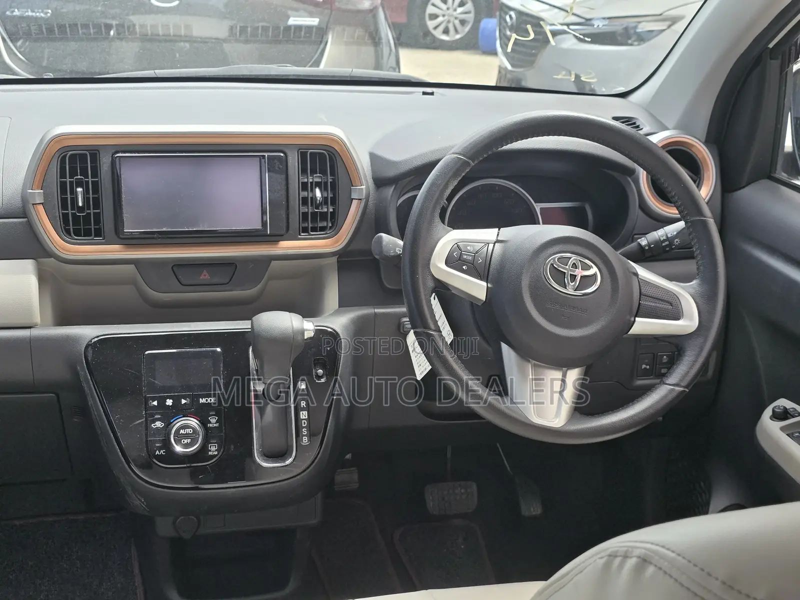 Toyota Passo 2018 White