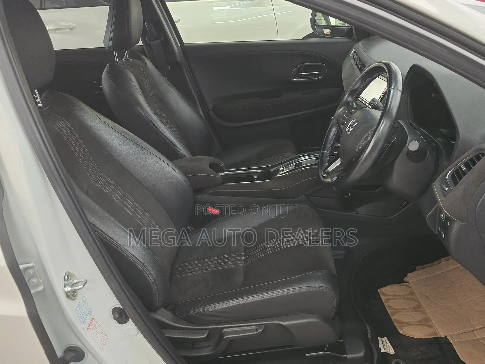 Honda Vezel 2018 White