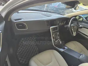 Volvo V60 2018 White