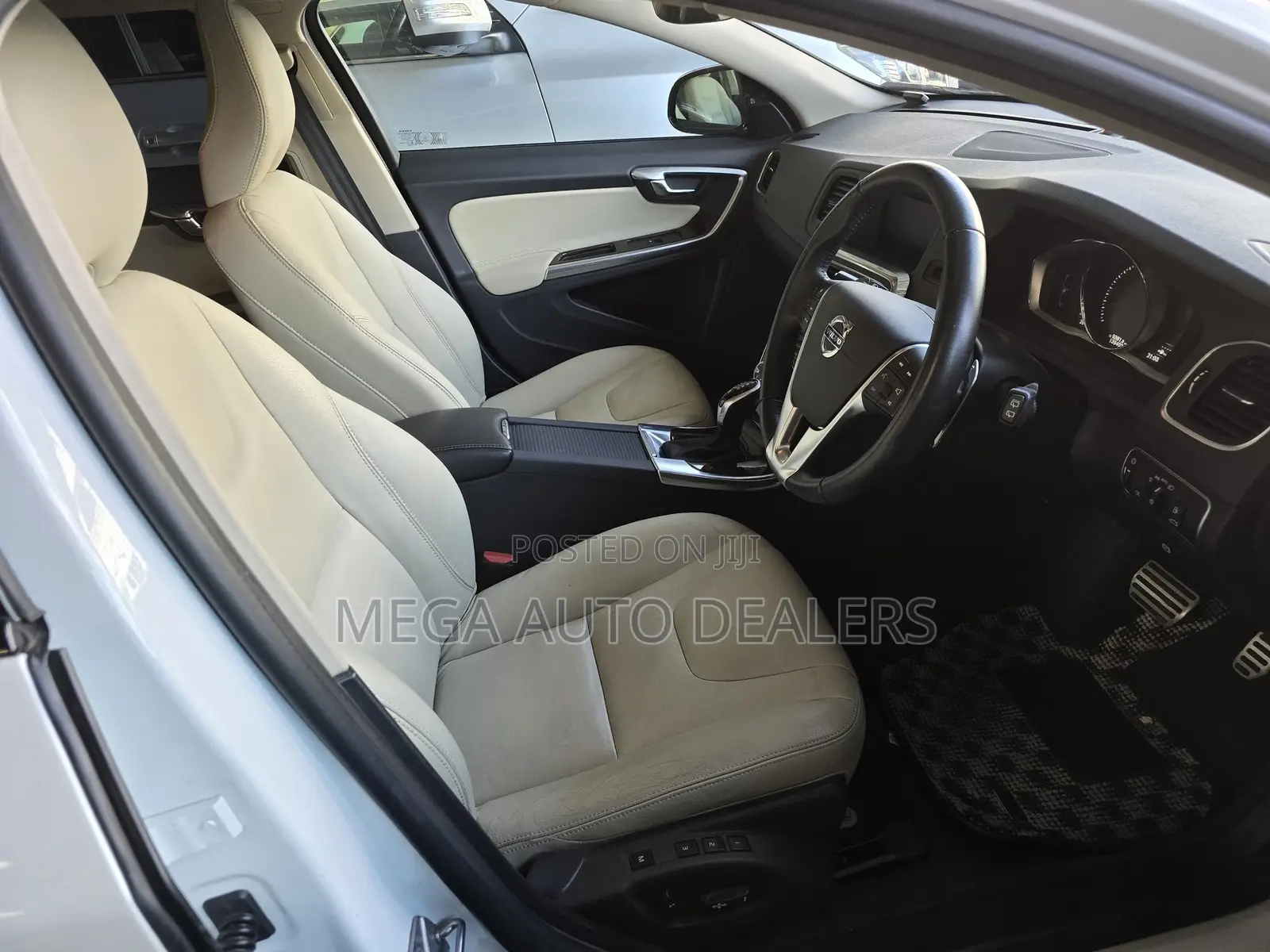 Volvo V60 2018 White