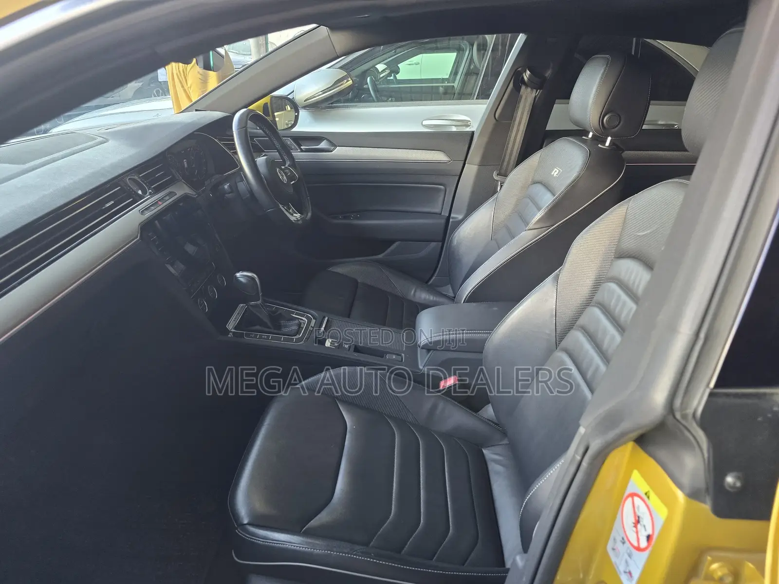 Volkswagen Arteon 2019 Yellow