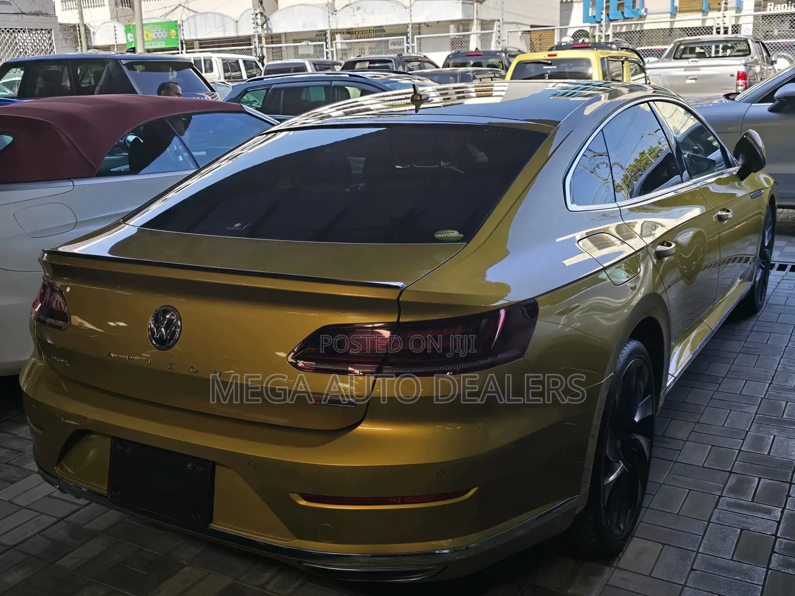 Volkswagen Arteon 2019 Yellow