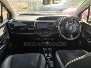 Toyota Vitz 2018 Blue