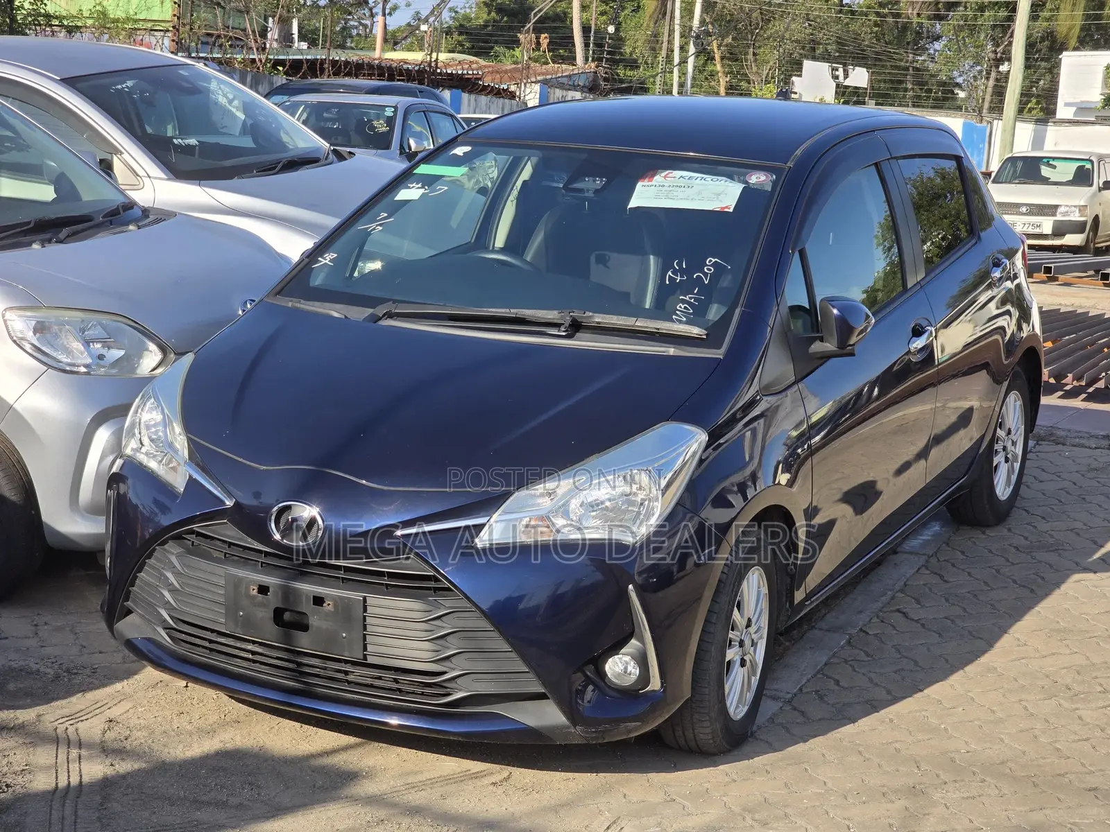 Toyota Vitz 2018 Blue