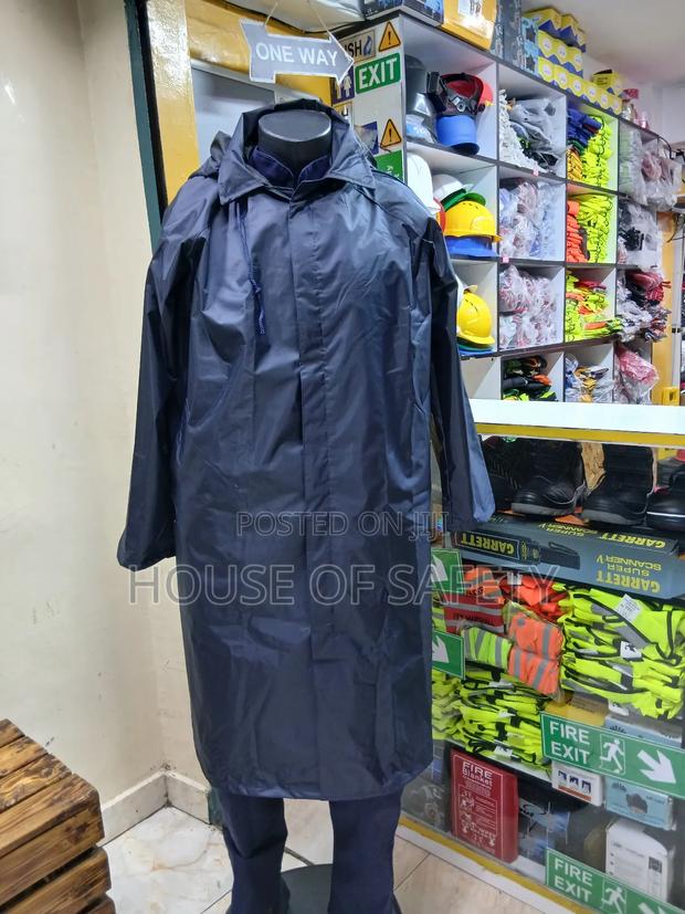 Quality Stitching and Seams Rain Coats - thumbnail 3
