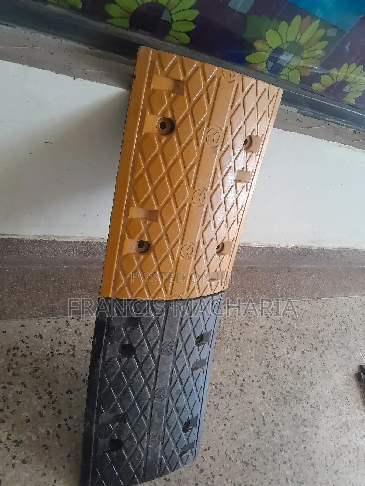 Reflective Speed Bumps / Rubber Bumps