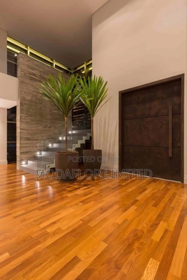 Vinyl Flooring With Cushion Back – Best For Homes Offices
