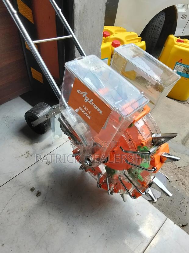 High Quality Seed Planter - main view