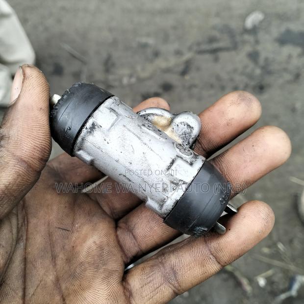 Wheel Cylinder Nze - thumbnail 6