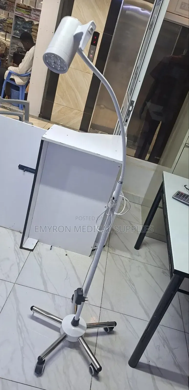 Aadjustable Examination Light