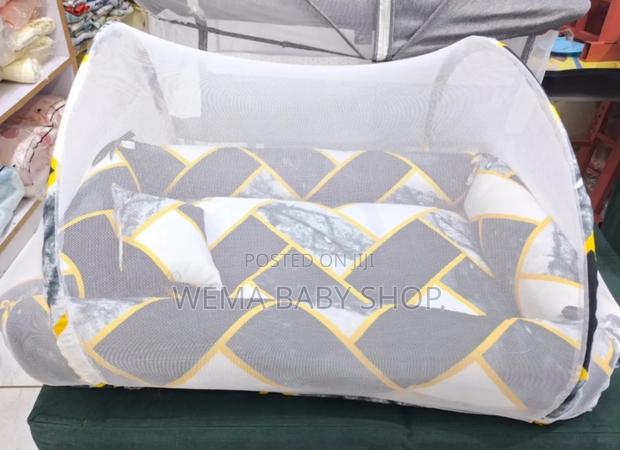 Portable Baby Sleeping Nest/Co Sleeper - thumbnail 6