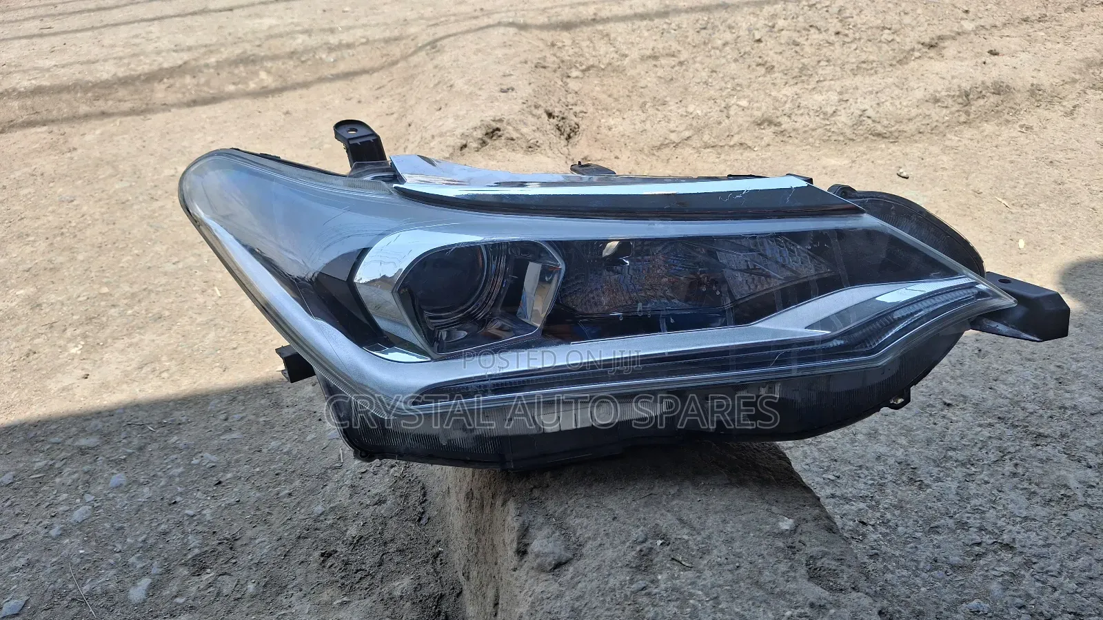 Fielder 165/ Axio 165 Xenon Headlight