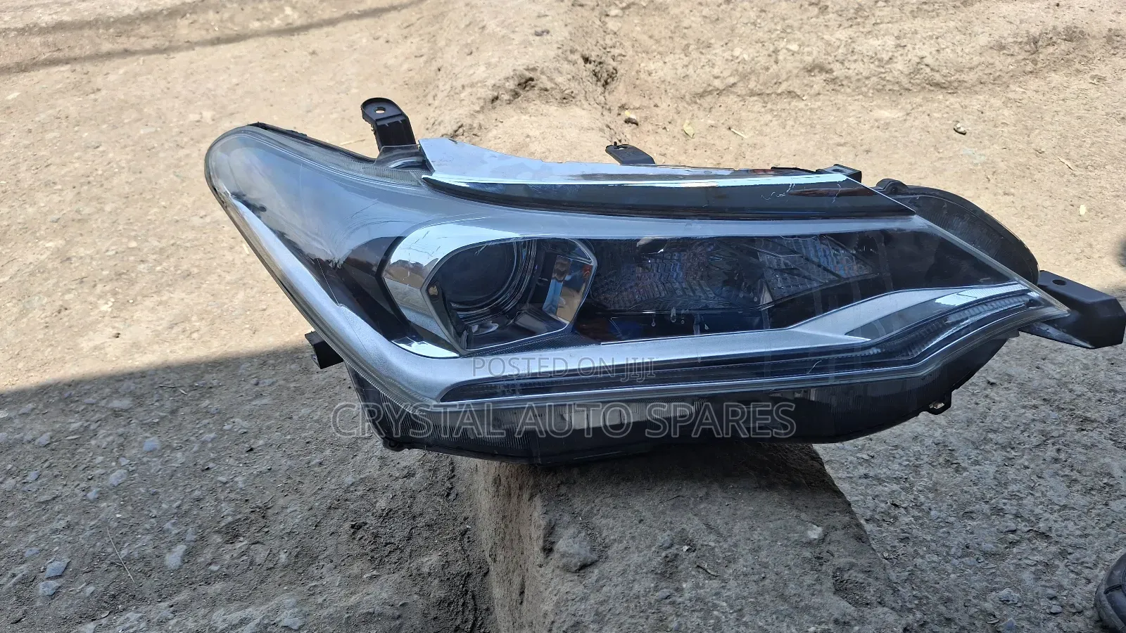 Fielder 165/ Axio 165 Xenon Headlight