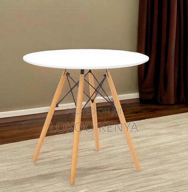 Dining Table : Round Wooden Legged Office Table - thumbnail 3