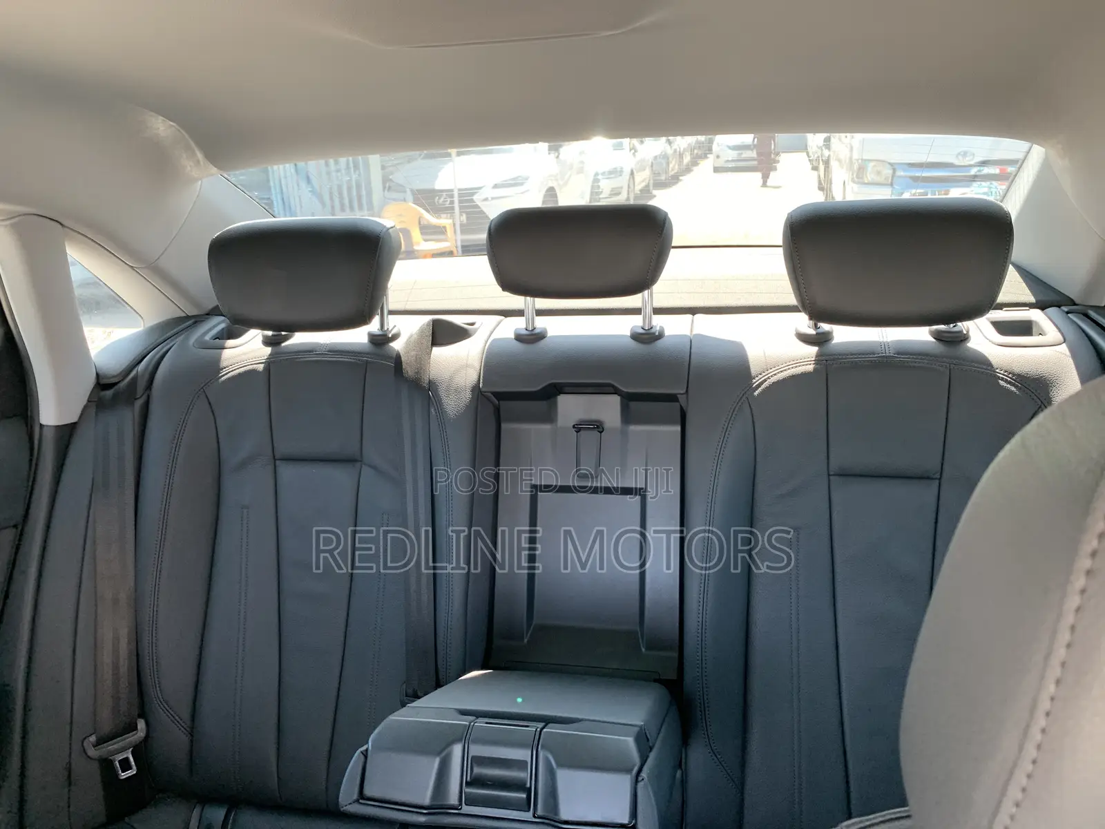Audi A4 2.0T ultra Premium FWD 2018 White