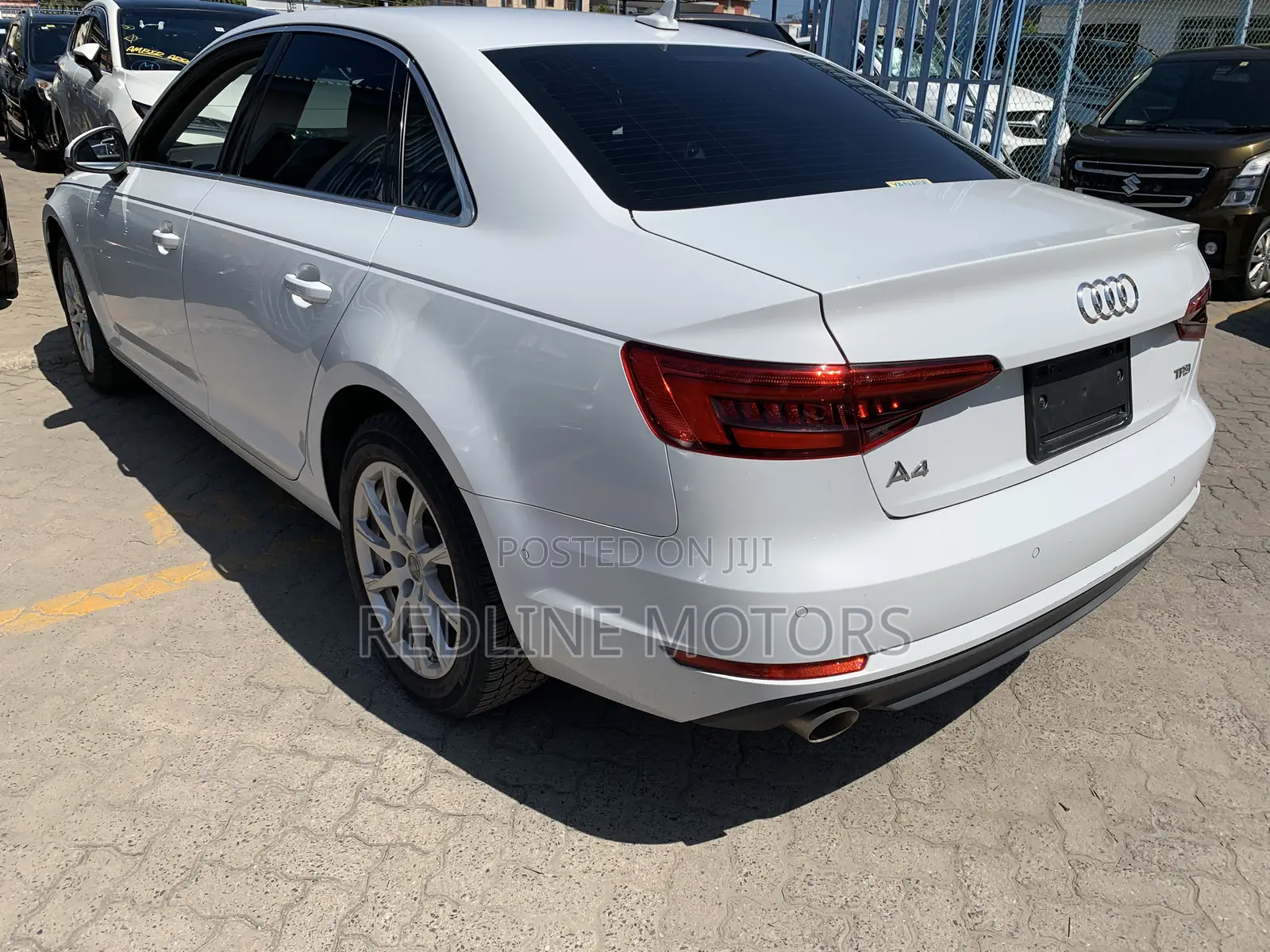 Audi A4 2.0T ultra Premium FWD 2018 White